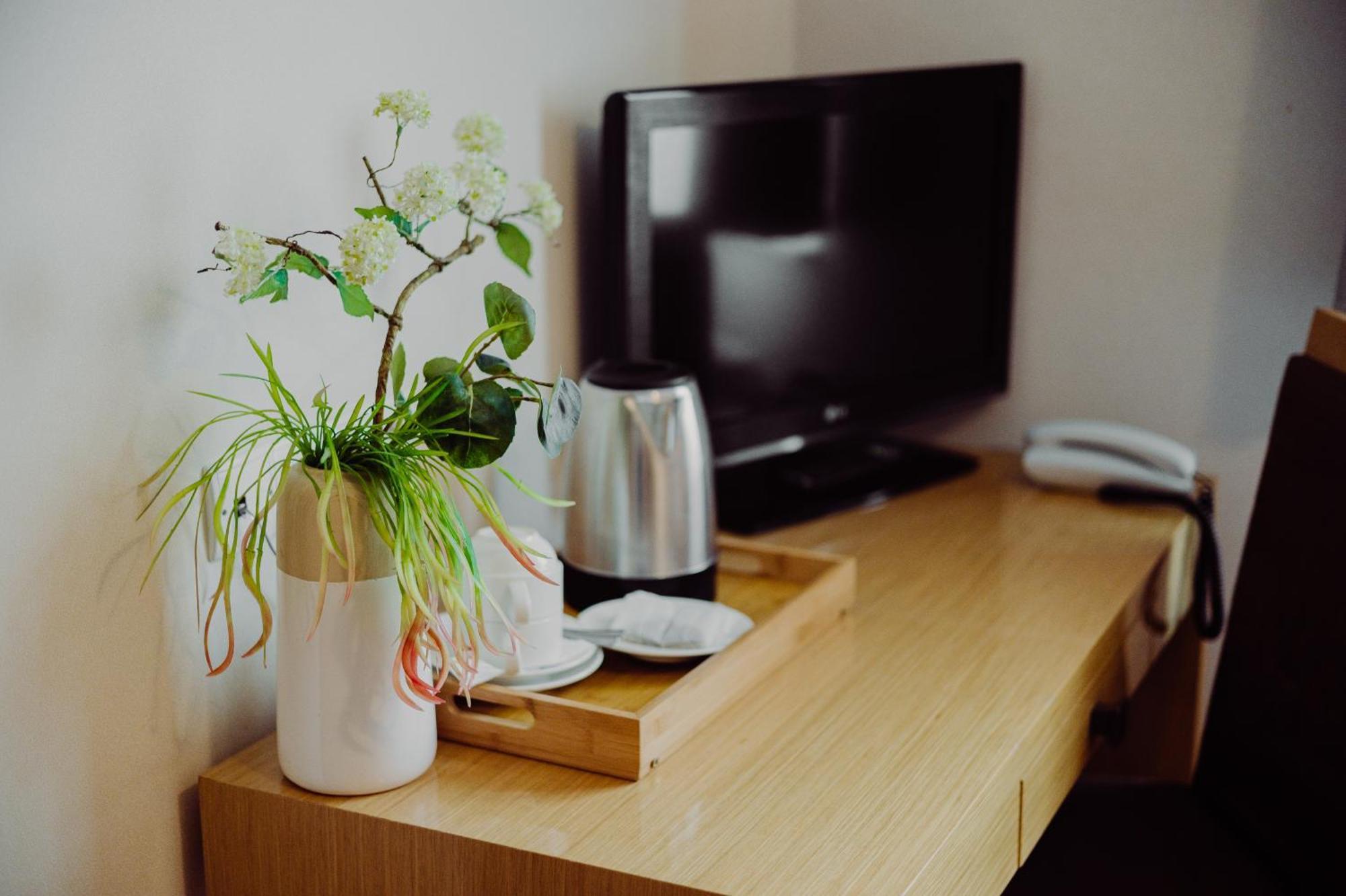 Hotel Bonsai Niemcza Eksteriør billede
