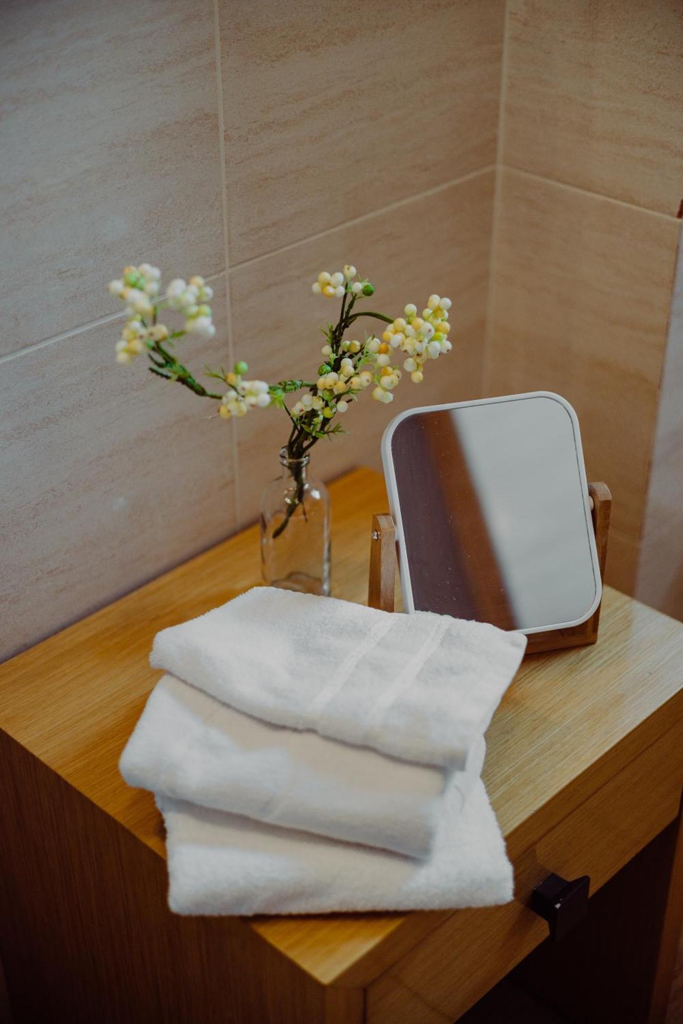 Hotel Bonsai Niemcza Eksteriør billede