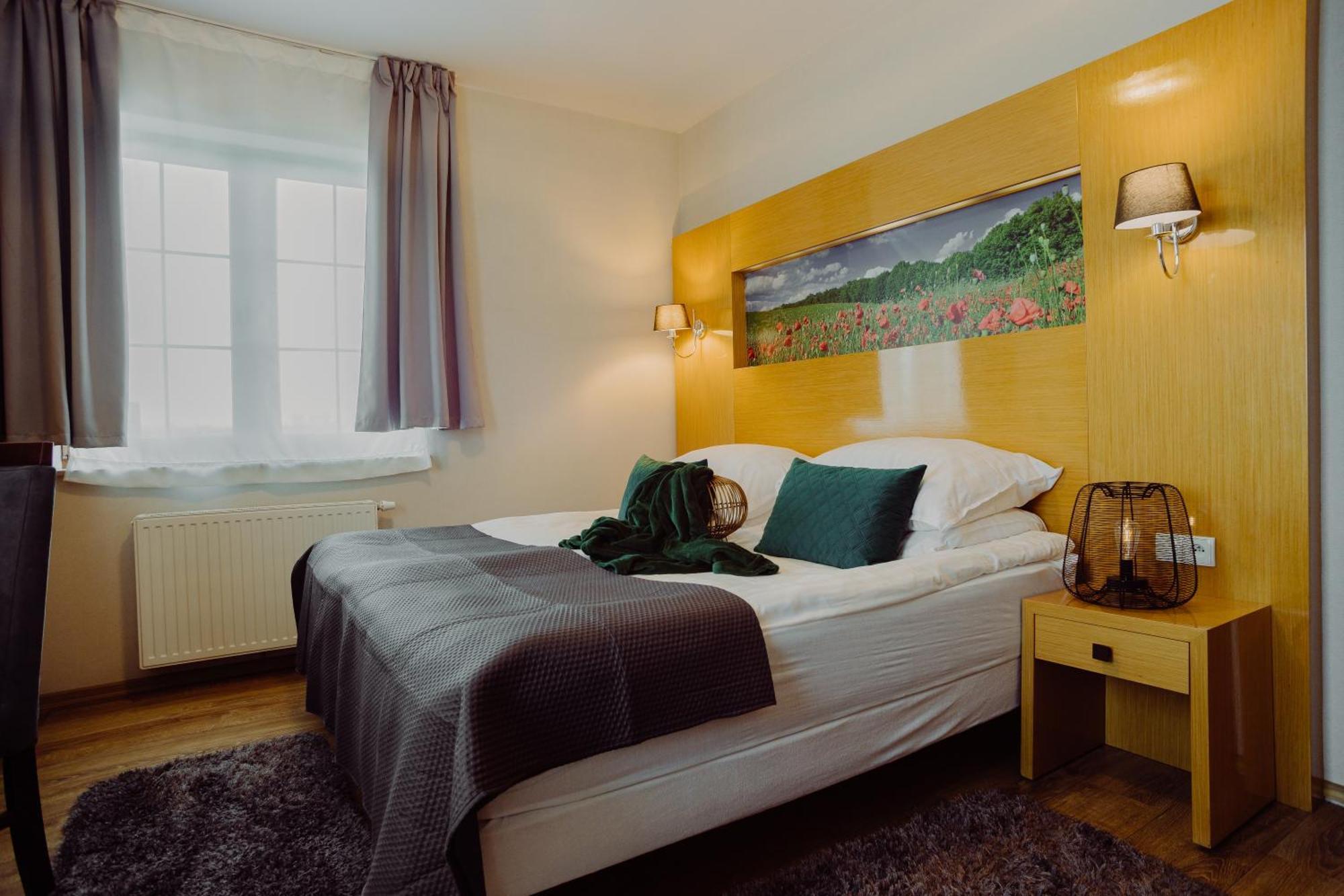 Hotel Bonsai Niemcza Eksteriør billede