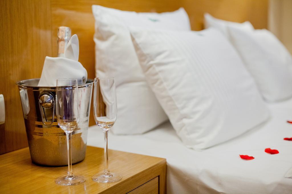 Hotel Bonsai Niemcza Værelse billede